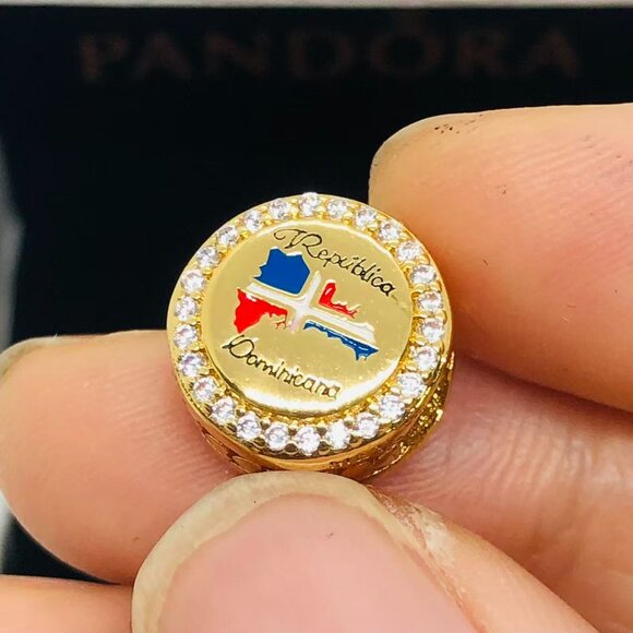 ✨🔥Pandora Dominican Republic CZ Charm S925 Sterling Silver jewelry - Picture 4 of 4